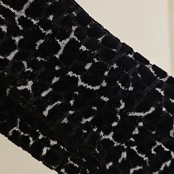 Turtleneck Express top - Picture 5 of 6